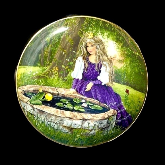 𝅺THE Bradford Exchange “The Frog Prince Fairy Tale” Home Decor Accent Plate. - Picture 1 of 10